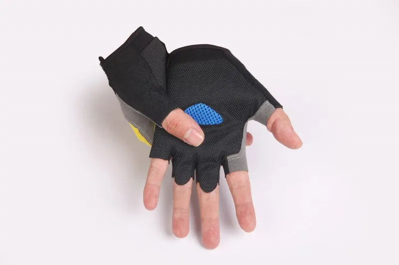 2877528171_1066286524