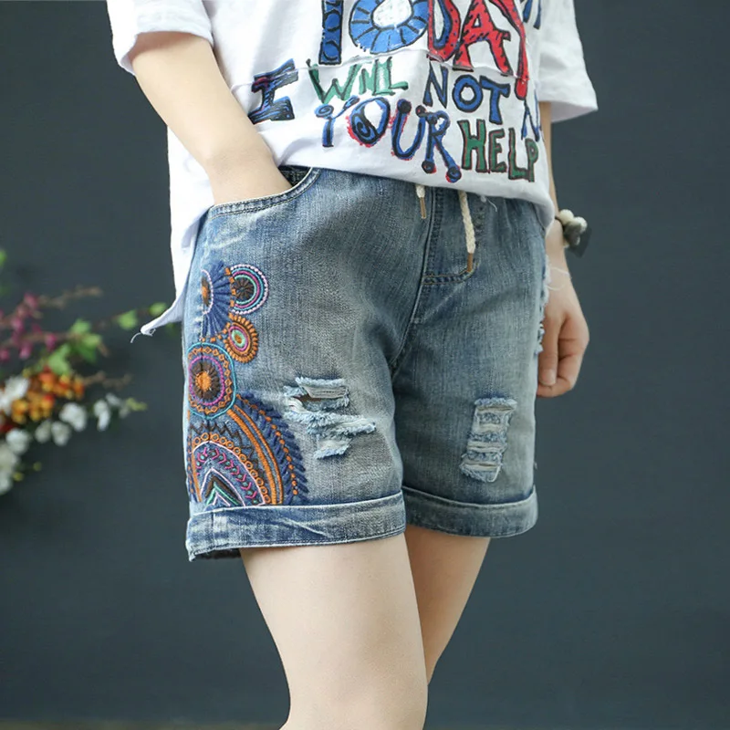 Женские летние джинсовые шорты с геометрической вышивкой и дырками, модель года, повседневные свободные шорты больших размеров, M-3XL