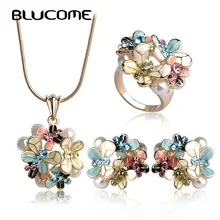Blucome Simulated Pearl Enamel Jewelry Sets Blue Flower Necklace Earrings Ring Set For Women Bridal Bijoux Wedding Accessories цена Blucome Simulated Pearl Enamel Jewelry Sets Blue Flower Necklace Earrings Ring Set For Women Bridal Bijoux Wedding Accessories цены онлайн