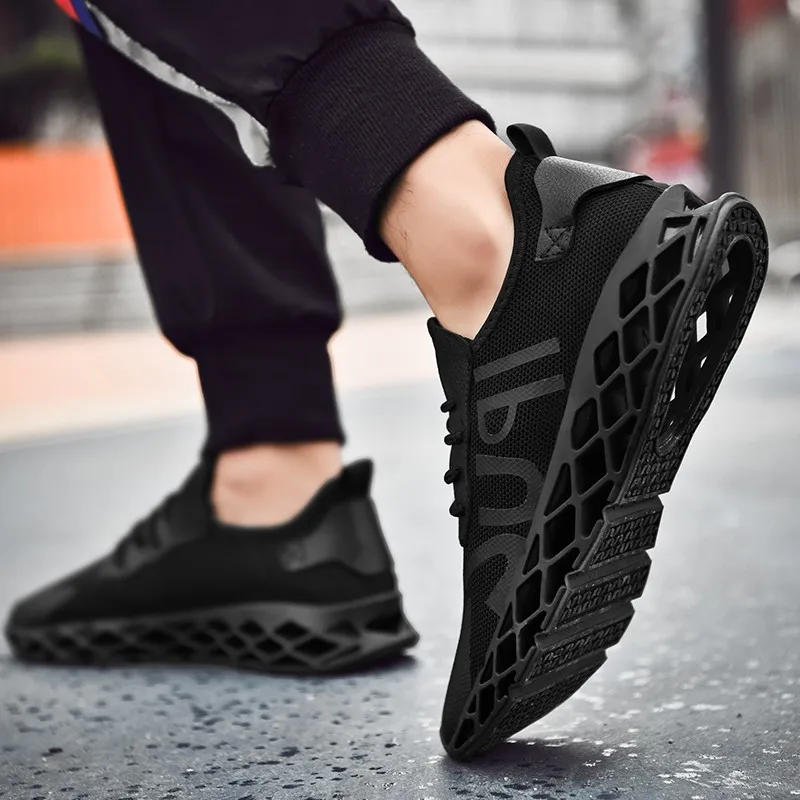 Breathable Running Shoes New Comfortable Sports Shoes Fashion Blade Men's Shoes Walking Jogging Casual Shoes Breathable Running Shoes New Comfortable Sports Shoes Fashion Blade Men's Shoes Walking Jogging Casual Shoes