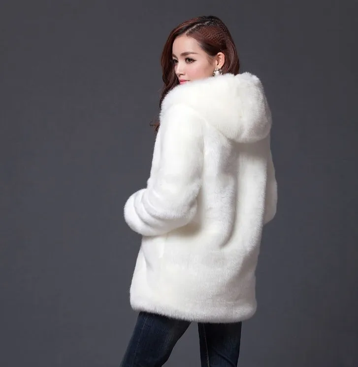 En Long Lisa Chaud Blanc noir Manteaux Outwear Veste Femmes Fourrure Colly Avec D'hiver Noir Manteau Fausse Blanc 2017 Capuche qq8rFAxwt