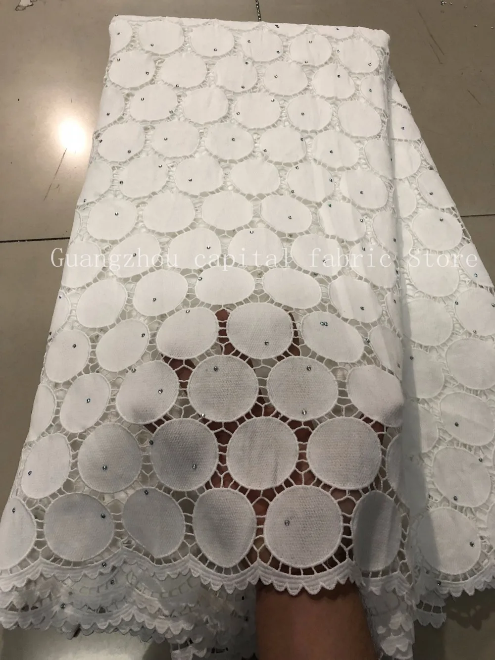 

New design of African water-soluble pure color lace fabrics, Nigeria high quality rope lace fabrics sewing clothes