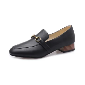 

Early spring in 2019 new product joker low heel side with shallow mouth big yards 40 to 43 students round head leisure shoes