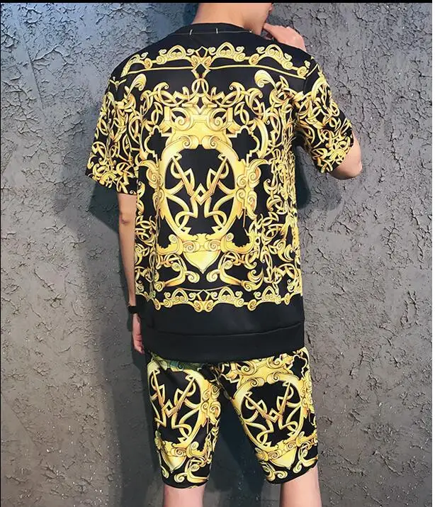 Mens Short Sleeve Baroque Print T-Shirt Shorts Sets Mens Short Sleeve Baroque Print T-Shirt Shorts Sets