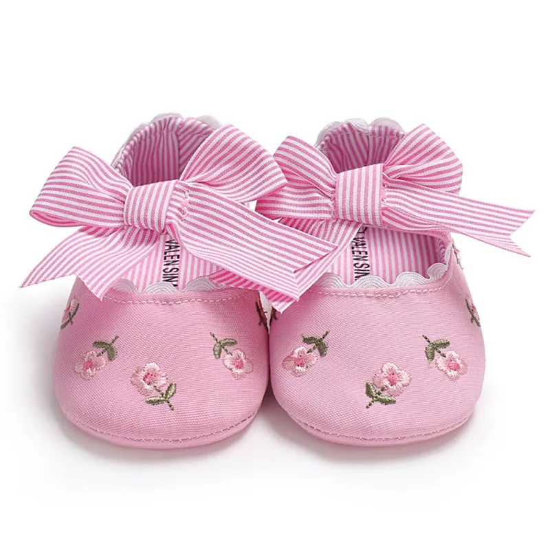 

New Kids Shoes Embroidered Princess Shoes Baby Girls Big Bow Soft Sole Shoes