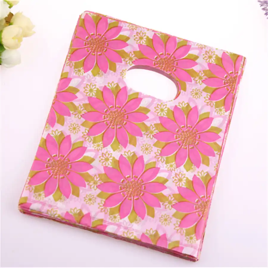 New Style Wholesale 100pcslot 15*20cm Luxury Simple Green/&White Plastic Packaging Bags With Handles Wedding Gift Pouches