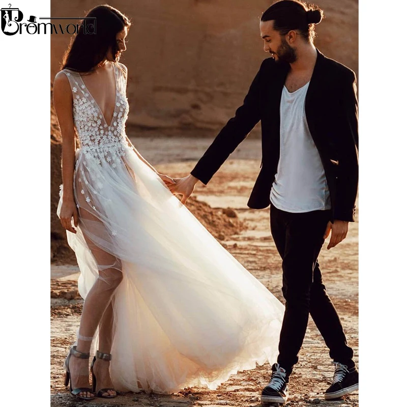 

Sexy Illusion Beach Wedding Dresses for Wedding Photograph V Neck Flowers Tulle Bridal Dress High Slit Wedding Gown 2021