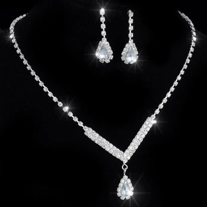 fashion jewelry Crystal drop earrings pendant necklace letter V jewelry