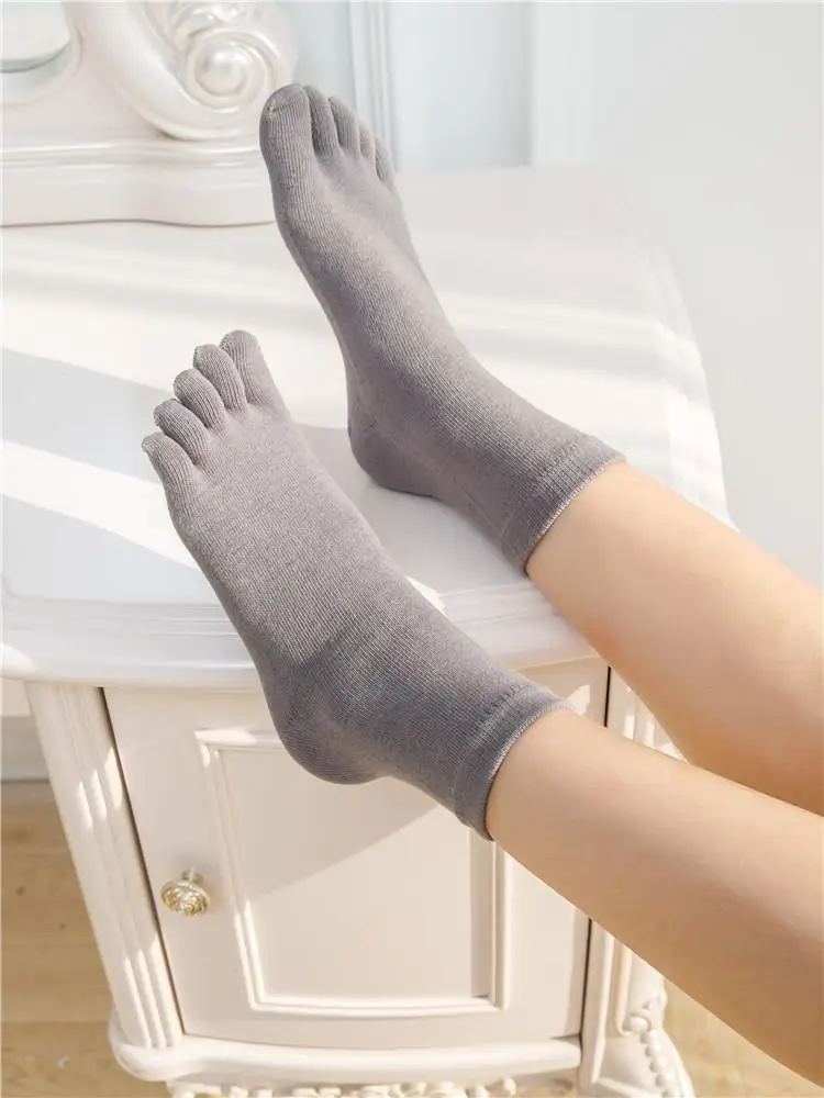 Classic Pure Color Lady Cotton Five Finger Socks 5 Finger Pure Cotton Female Cute Novelty Socks With Separate Toes - Цвет: Серый