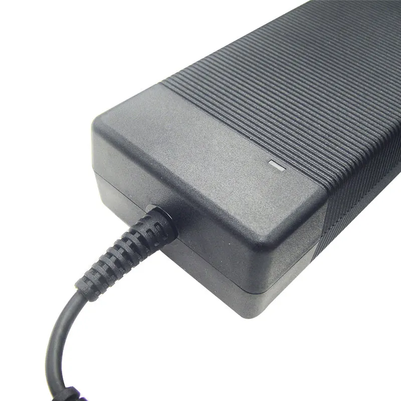 hp-19.5V-7.69A-7.5X5-04