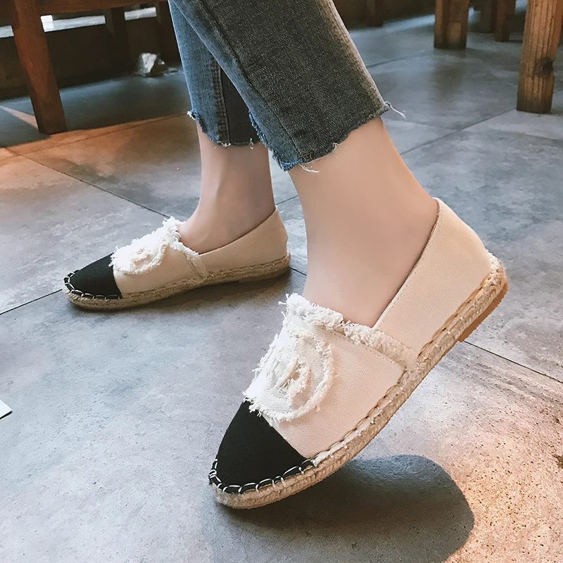 

2019 new fisherman flat shoes casual sneakers Espadrilles female retro fashion straw rope thick bottom canvas brand Loafers