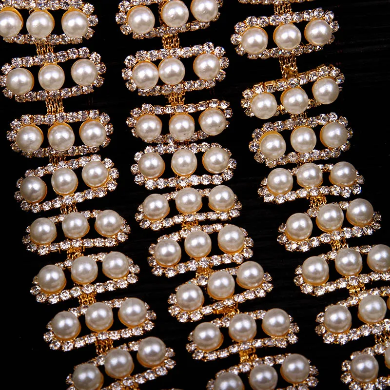 

Free Shipping 5 yards Crystal Rhinestone Trim, Rhinestone Applique, Wedding Applique,Rhinestone Chain MALI074