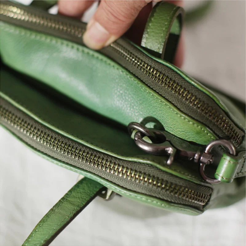 AETOO Handmade leather small square bag, multi-layer fashion retro head cowhide female bag, female soft skin summer oblique bag