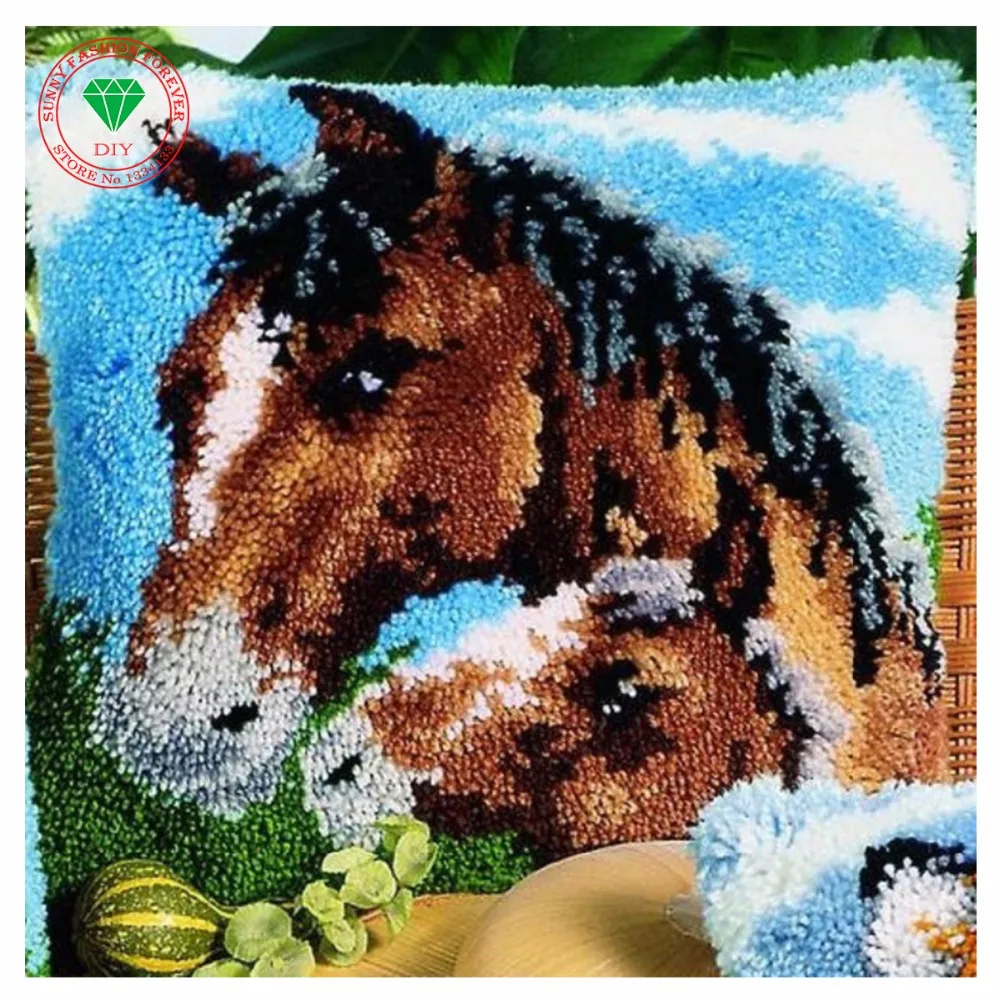 Picture Horse Hook Rug Kit Pillowcase Without Inner Diy Unfinished