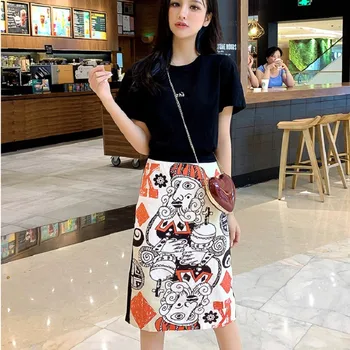 

CBAFU cartoon pattern skirt suit 2 piece set black Tshirt high waist pencil skirt set summer women's set new 2019 designer P141