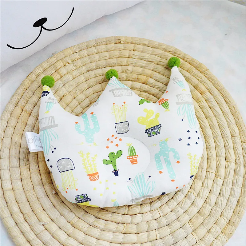 7 New Baby Combed Cotton Pillow Cute Knitted Crown Molded Shape Pillow Head Protection For A Baby Bed Children Bedroom Decoration
