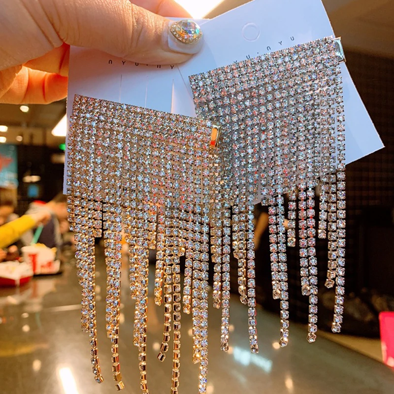 

Europe Party Tassels Rhinestone Brooches Women Accessories Nightclub Fashion Luxury Brooch Vintage Glittering Jewelry Hijab Pins