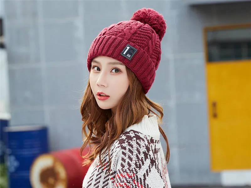 MJ-Young Shine Pom Poms Winter Hats for Women Solid Warm Hats Knitted Beanies Thick Female Cap
