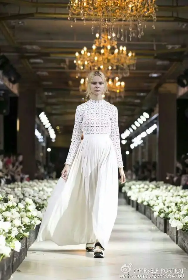 wedding dress|lace 