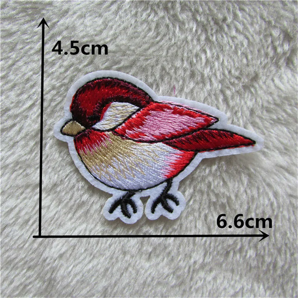 Bird Animal DIY Cartoon Badges Patch Iron on Clothes Embroidered Appliques Stripes Stickers DIY jeans Accessories Scrapbooking
