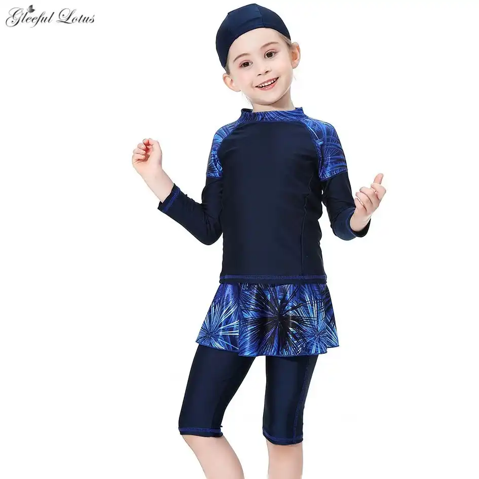 modest beach clothes