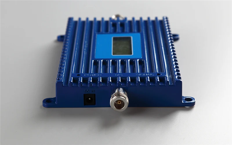 Gain 70dB 4G FDD LTE 2600MHz Signal Booster LTE Band 7 4G LTE 2600mhz Mobile Cellular Signal Repeater Amplifier with lcd display