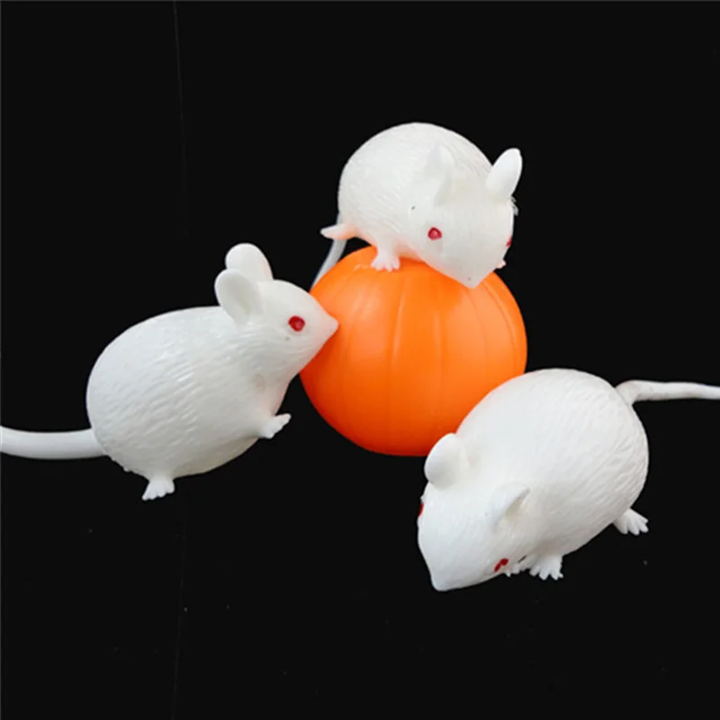

1pcs Cartoon Anti Stress Face Reliever Venting Ball Mouse Squeeze Funny Tricky Toy Kids Children Gags Practical Jokes