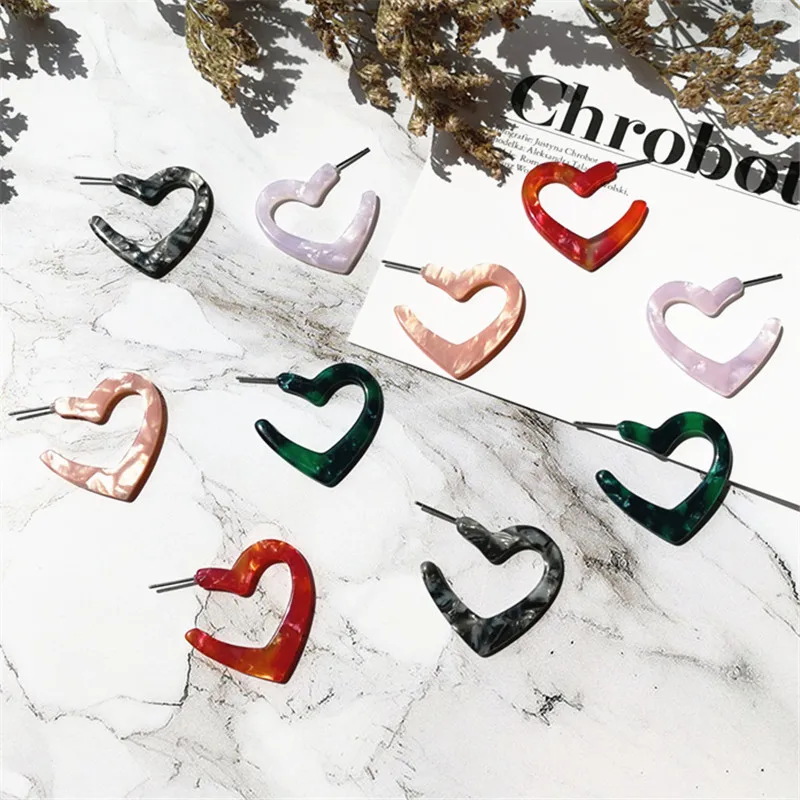 

Korean Fashion Lovely Cute Asymmetric Acrylic Red white Heart Drop Earrings for Women Wedding Bridal Jewelry Wholesale Gift