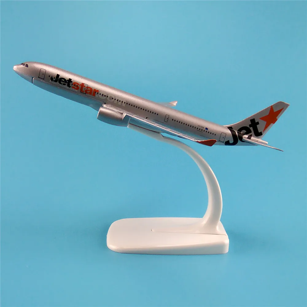 

16cm Metal Alloy Plane Model Australian Air Jetstar A330 Airways Airbus 330 Airlines Airplane Model w Stand Aircraft Gift