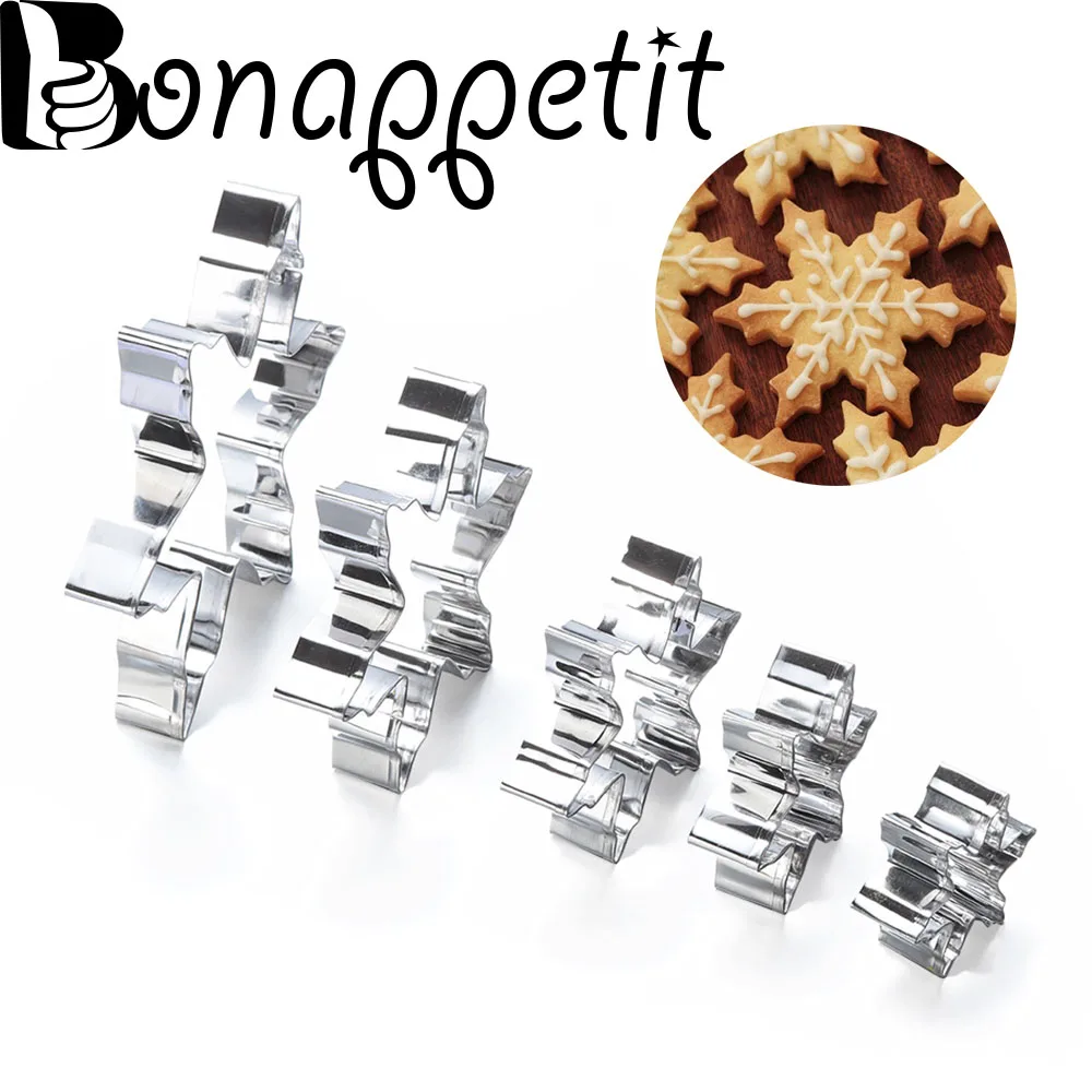

5pcs/set Stainless Steel Snowflake Cookie Cutter DIY Biscuit Fondant Mold Bakeware Kitchenware Cake Decorative Tools