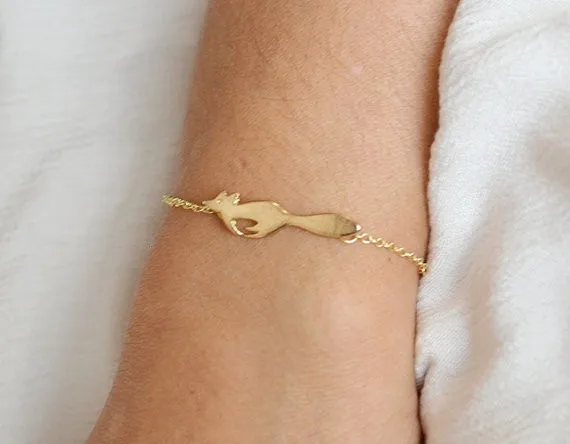 

1PCS- Cute Forest Running Fox Bracelet Simple Animal Fox Bracelets Tiny Fox Tail Bracelets For Gifts
