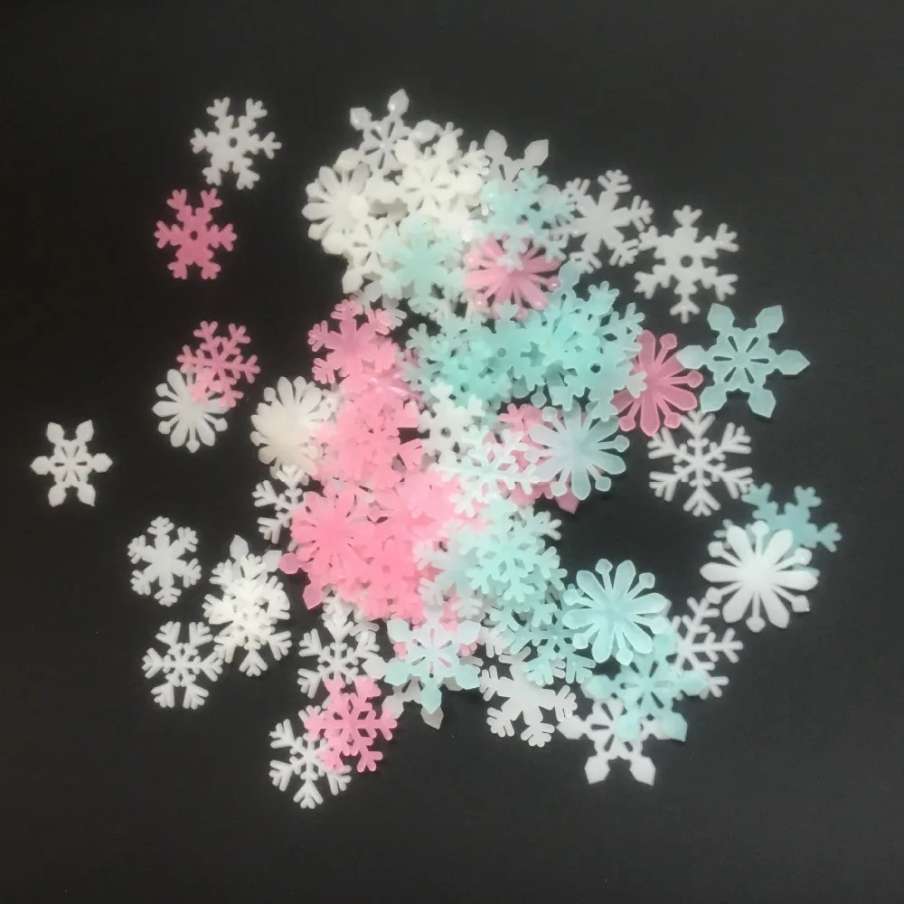 Wholesale 150pc/lot DIY snowflake luminous patch fluorescent wall stickers set decorative luminous stereo wall stickers