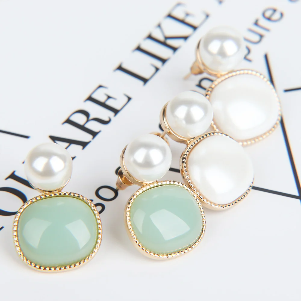 

1pair Vintage Geometric Round Imitation PearlsTemperament Earrings Atmospheric Oval Stud Earrings Fashion Jewelry Lover Gift
