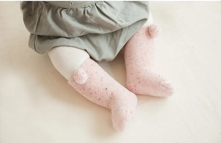 1 Pair Baby Socks For Unisex Cute Cartoon Cotton Thickened Kids Fur Ball Socks Knee Girl Boy Baby Toddler Socks infant Soft Cotton socks 0-5 Y (12)