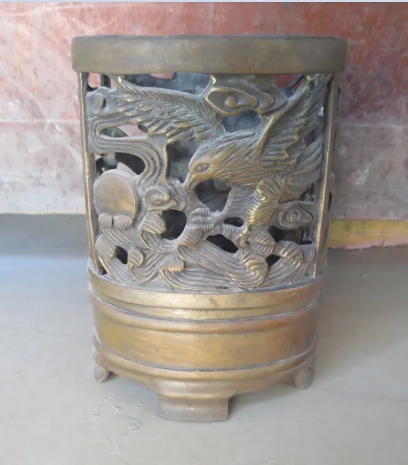 

Metal Crafts Chinese bronze statue Openwork carving Eagle Brush Pot fastshipping