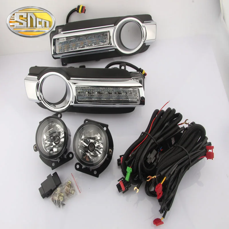 

For Mitsubishi Montero Pajero V93 2015 2016 2017 2018 Yellow Turn Signal DRL 12V LED Daytime Running Light + Halogen Fog Lamp
