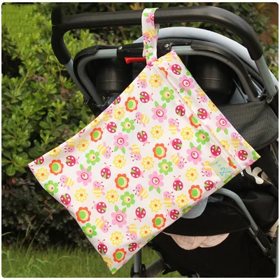 Baby-30-40cm-Diaper-Bag-Infant-Waterproof-Reusable-Wet-Dry-Bag-Print-Pocket-Nappy-Bag-Travel.jpg_640x640 (3)