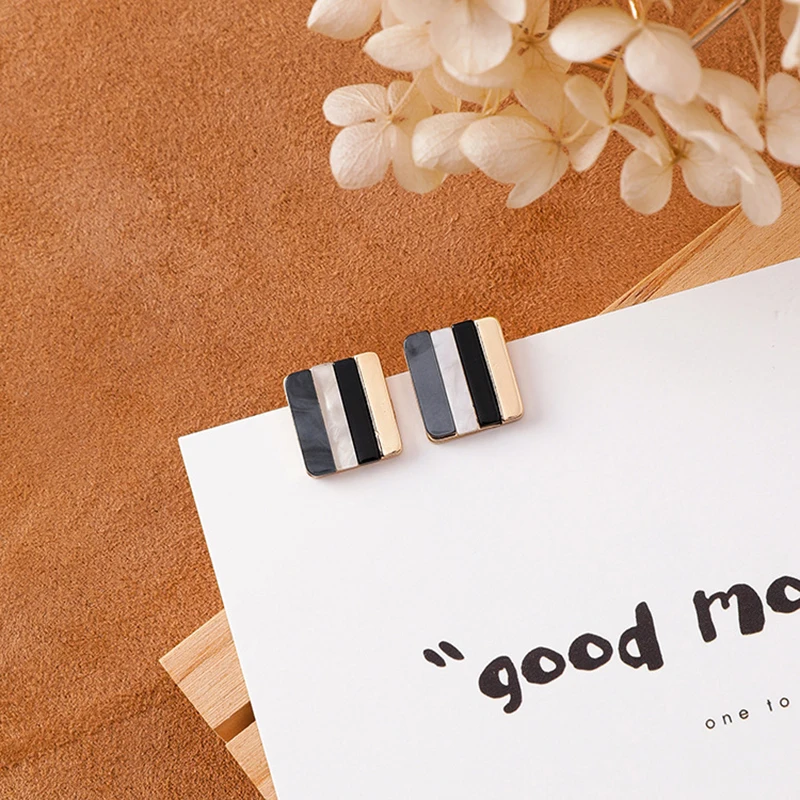 

2019 New Korean Minimalist Color Stitching Small Triangle Square Circle Geometric Stud Earrings For Women Cute Mini Studs