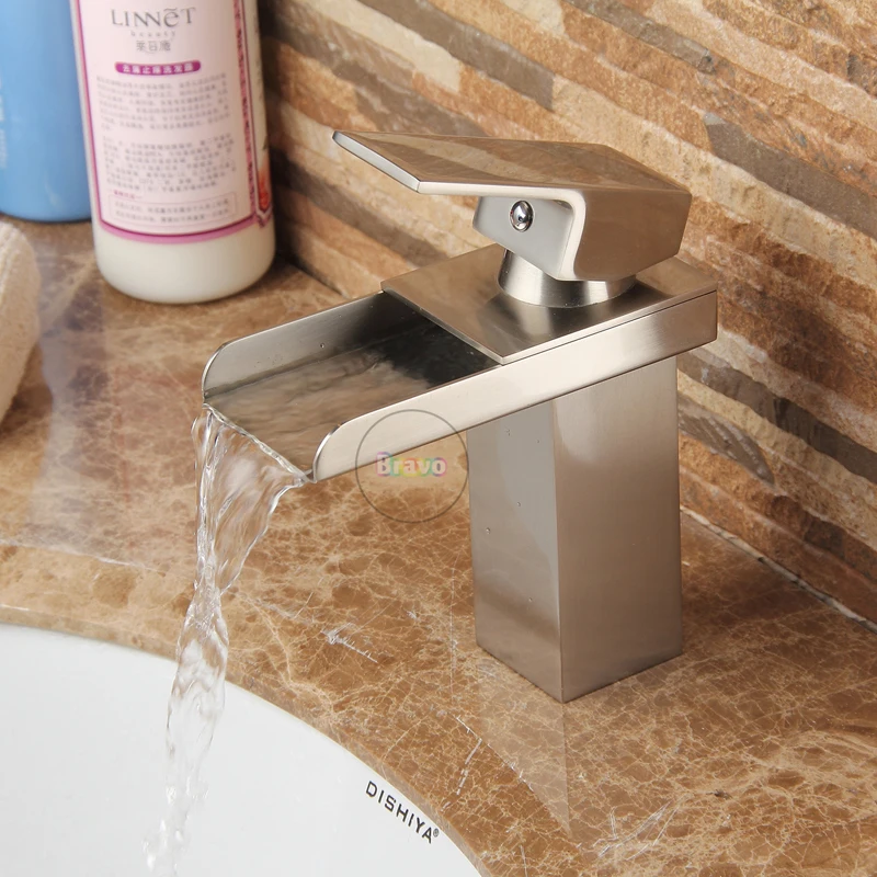 

Single hole Waterfall Mixer Tap