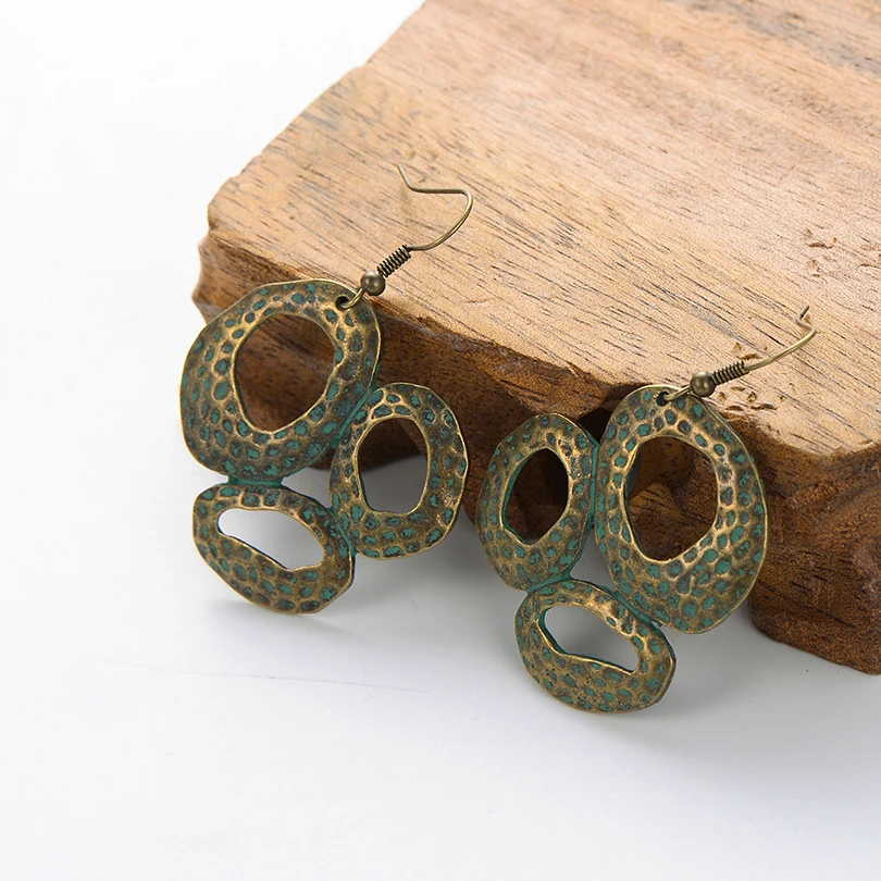 

Chic Style Retro Hollow Circle Drop Earrings For Women Punk Golden Alloy Ethnic Irregular Statement Earring Fashion Gifts