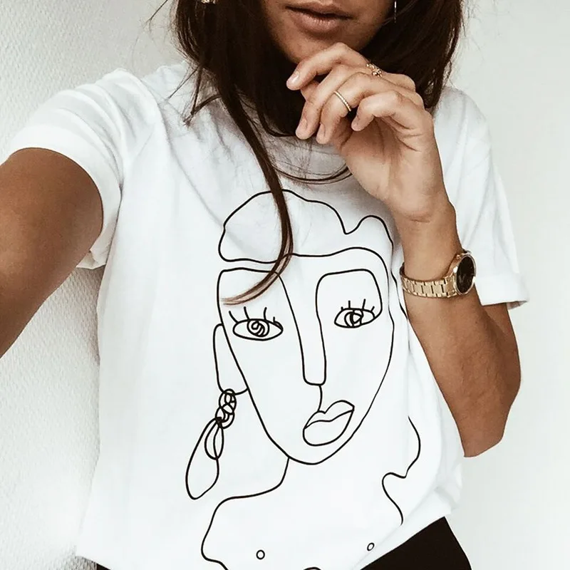 face graphic tee