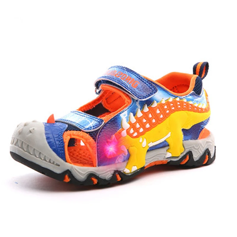 Модные светящиеся кроссовки с рисунком для мальчиков; Детские светящиеся сандалии; пляжная обувь; детские сандалии с подсветкой; кроссовки; сандалии с 3D динозавром