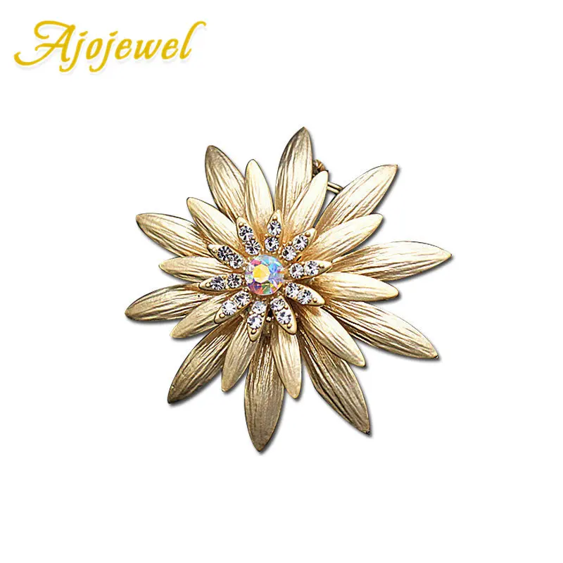 

Ajojewel Hot Sell Small Light Pins Beautiful Flower Daisy Shape Shinning Rhinestone Brooch Collar Pin Simple Scarf Buckle