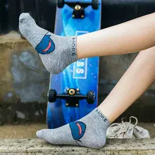 Harajuku/женские милые короткие носки-лодочки с принтом акулы из мультфильма повседневные хлопковые чулки в стиле хип-хоп с надписями и манжетами