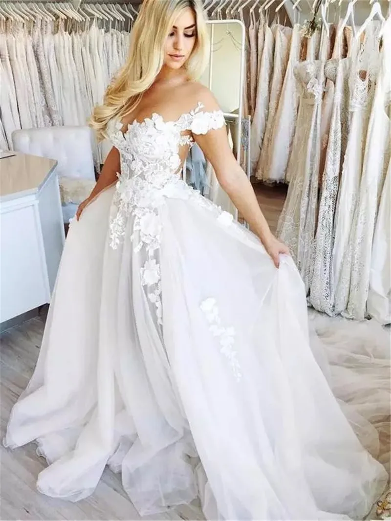 

Cinderella Special Design Boat Neck A-Line Court Train Lace Up Soft Tulle Lace Applique Wedding Dressese Lace Bride Gowns