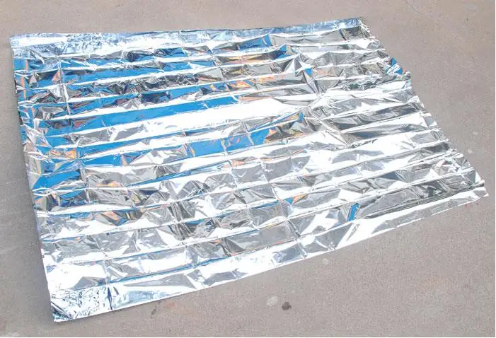 300 шт./лот Водонепроницаемый Открытый аварийный выживания фольги тепловой первой помощи спасательное одеяло SN1124