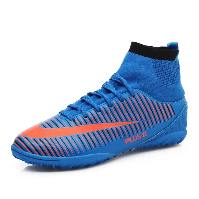fußballschuhe mit socken halle