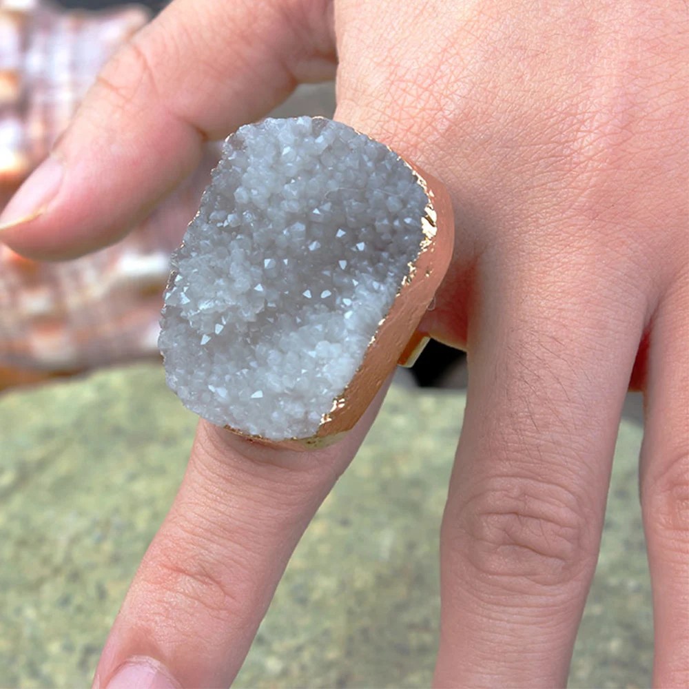 

SLZBCY Resin Drusy Big Finger Ring for Women Irregular Natural Stone Adjustable Rings Vintage Gold Color Party Jewelry Gift