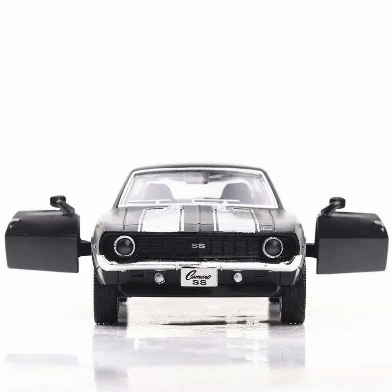 HOMMAT 1:36 Chevrolet Camaro SS модель автомобиля литой Сплав литье под давлением Игрушечная