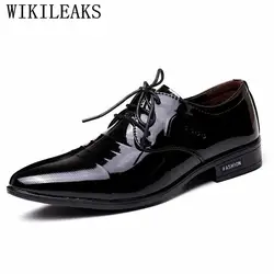 Мужская деловая обувь Острый носок свадебные туфли в деловом стиле Лакированная кожа туфли-оксфорды для мужчин обувь в деловом стиле